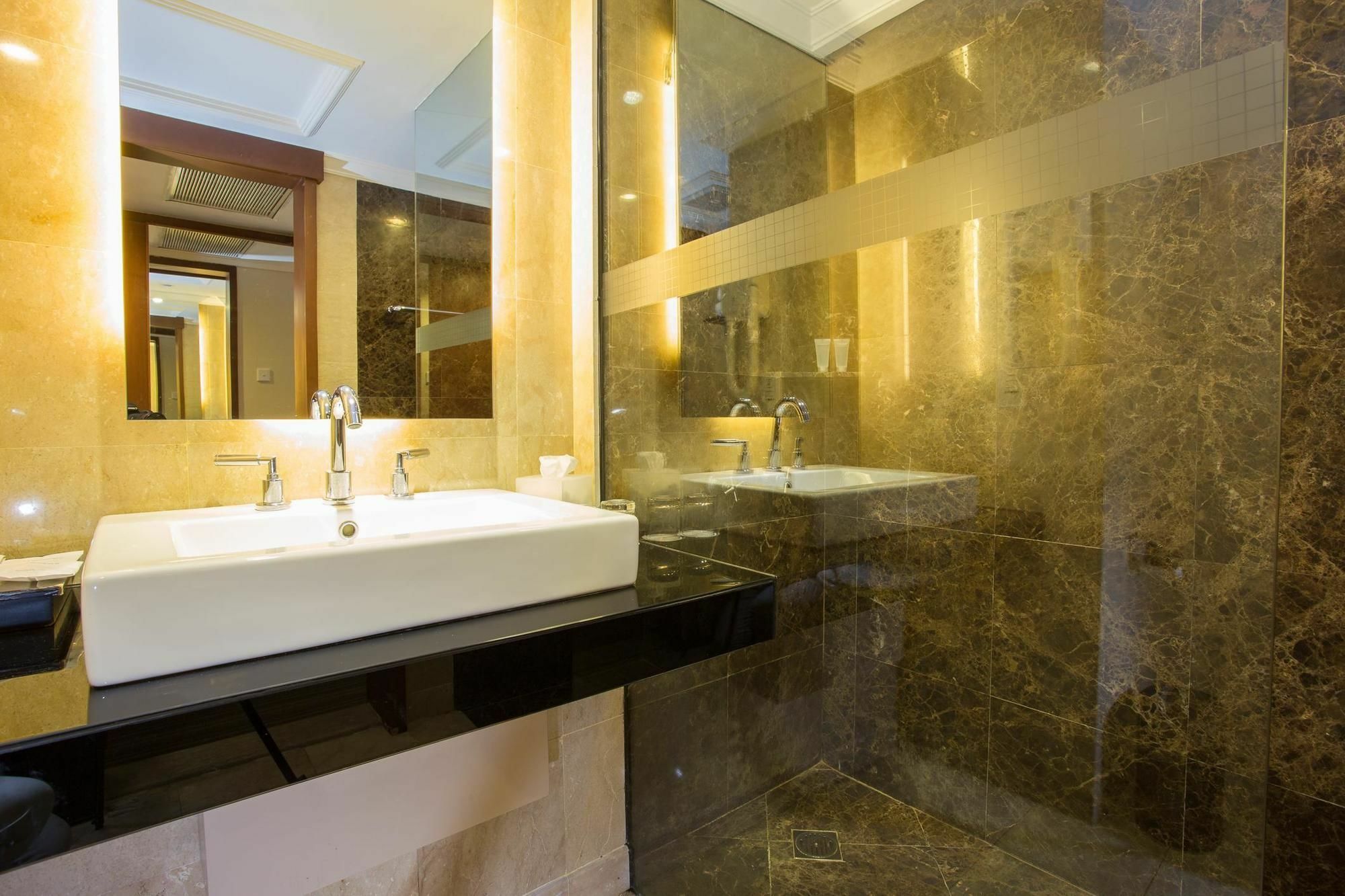 Le Grandeur Hotel Balikpapan Exteriér fotografie